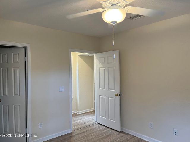 1701 THE GREENS Way 816, Jacksonville Beach, FL 32250