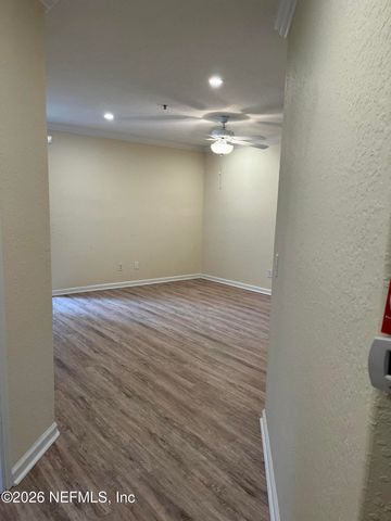 1701 THE GREENS Way 816, Jacksonville Beach, FL 32250