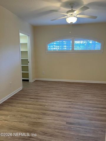 1701 THE GREENS Way 816, Jacksonville Beach, FL 32250