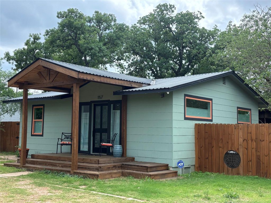 157 E White Rock ST, Buchanan Dam, TX 78609