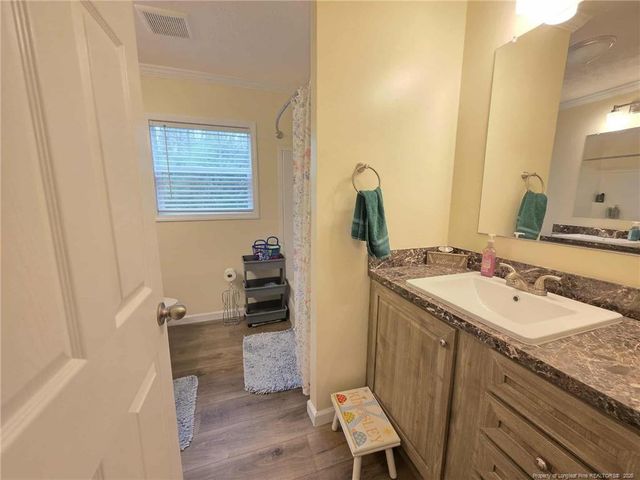 64 Horseshoe Road, Autryville, NC 28318