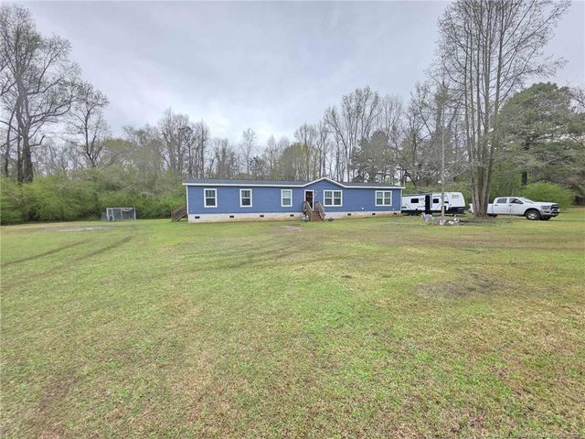 64 Horseshoe Road, Autryville, NC 28318