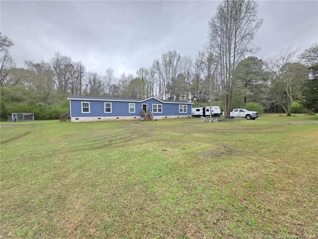 64 Horseshoe Road, Autryville, NC 28318