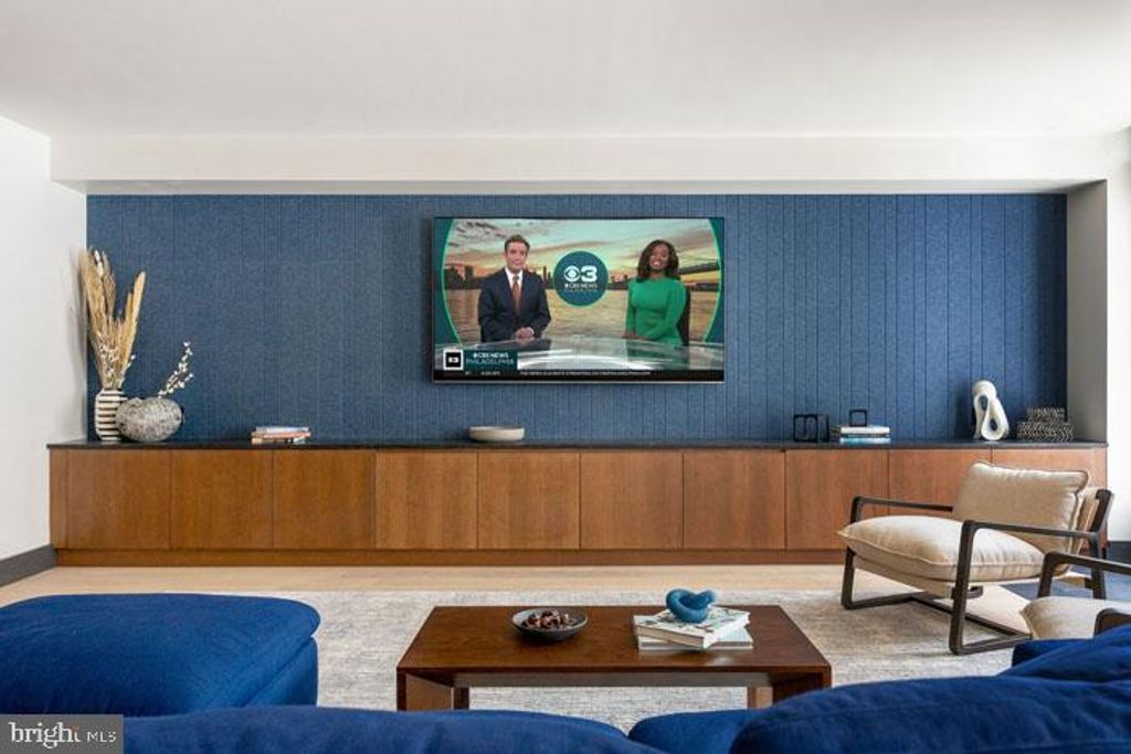 210 S 12TH ST #1B-1-18E, Philadelphia, PA 19107