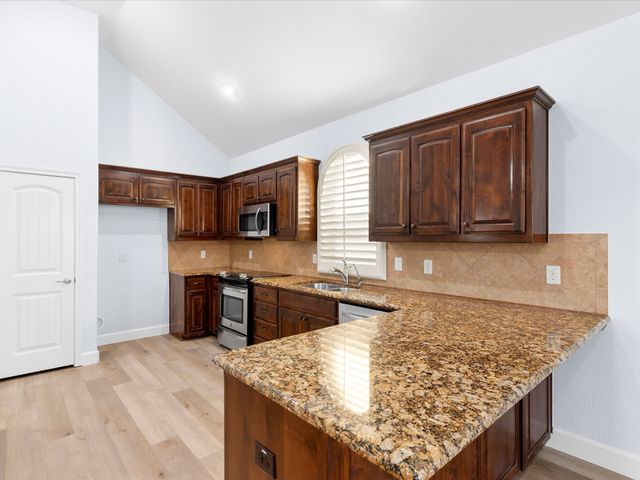 10445 Merced Lake Road, Fort Worth, TX 76177