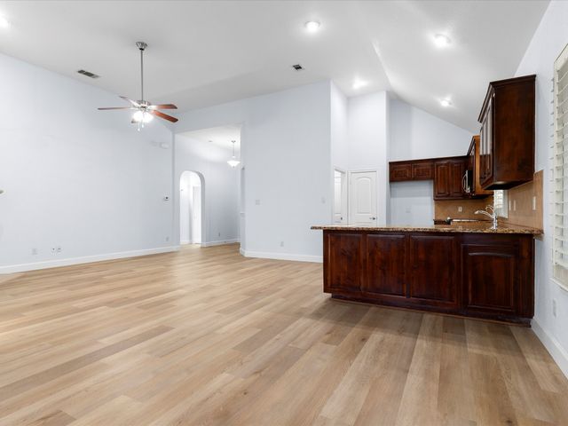 10445 Merced Lake Road, Fort Worth, TX 76177