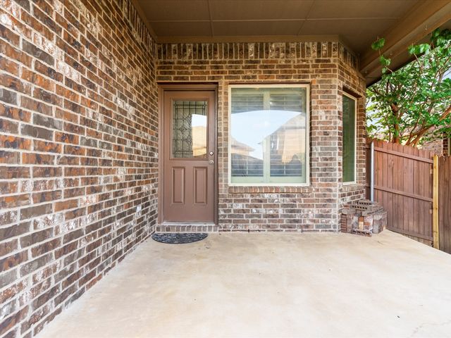 10445 Merced Lake Road, Fort Worth, TX 76177