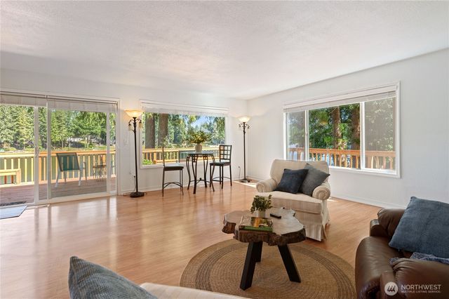 51 E Sinclair Place, Shelton, WA 98584