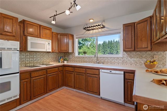 51 E Sinclair Place, Shelton, WA 98584