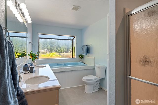 51 E Sinclair Place, Shelton, WA 98584