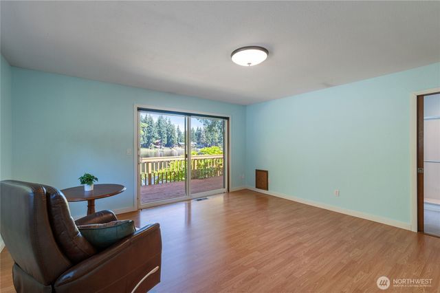 51 E Sinclair Place, Shelton, WA 98584