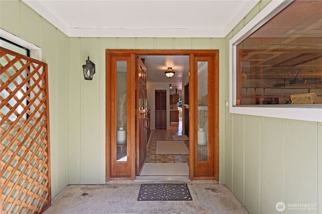 51 E Sinclair Place, Shelton, WA 98584