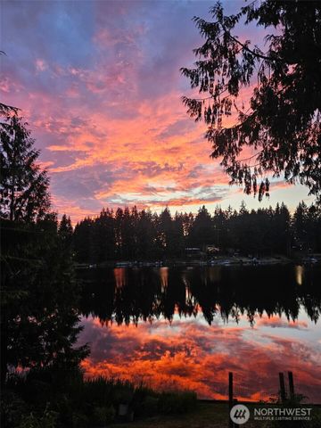 51 E Sinclair Place, Shelton, WA 98584