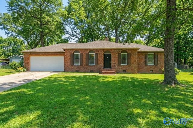 219 Stormy Drive, New Market, AL 35761
