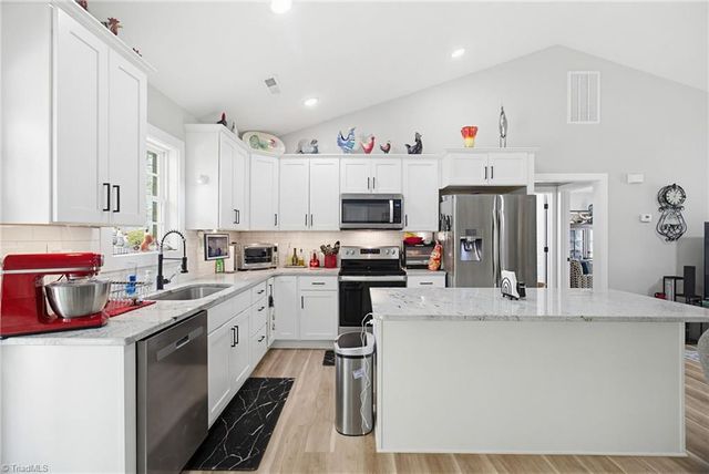 704 Archdale Drive, Lexington, NC 27292