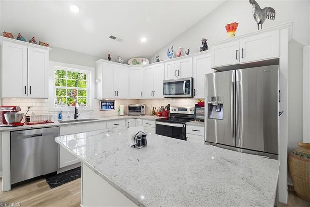 704 Archdale Drive, Lexington, NC 27292