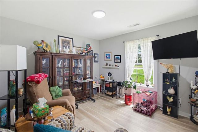 704 Archdale Drive, Lexington, NC 27292