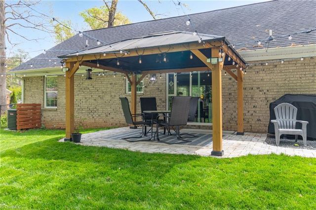 704 Archdale Drive, Lexington, NC 27292