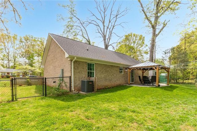 704 Archdale Drive, Lexington, NC 27292