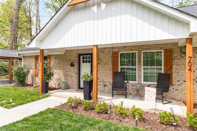 704 Archdale Drive, Lexington, NC 27292