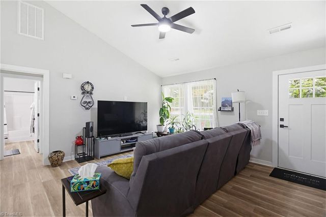 704 Archdale Drive, Lexington, NC 27292