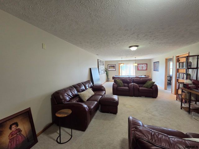 7435 S 28 Street, Lincoln, NE 68516