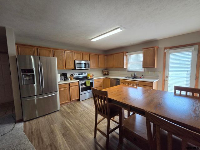7435 S 28 Street, Lincoln, NE 68516