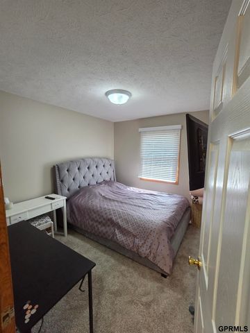 7435 S 28 Street, Lincoln, NE 68516