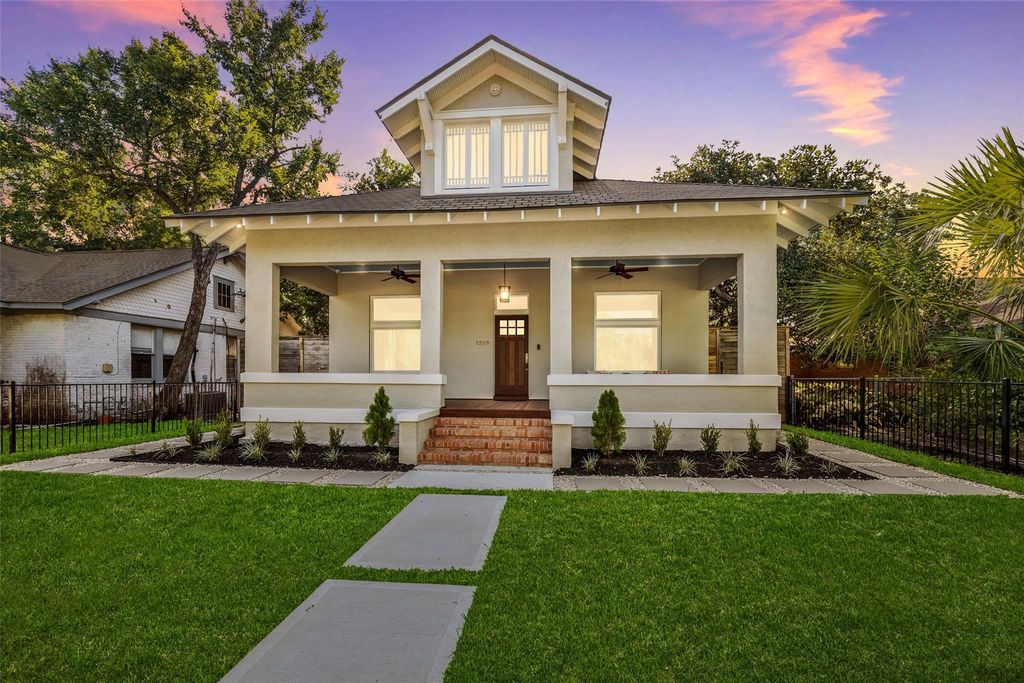 1203 Heights Boulevard, Houston, TX 77008