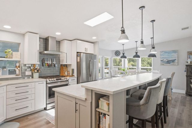 137 LAKE TARPON DRIVE 18, Palm Harbor, FL 34684