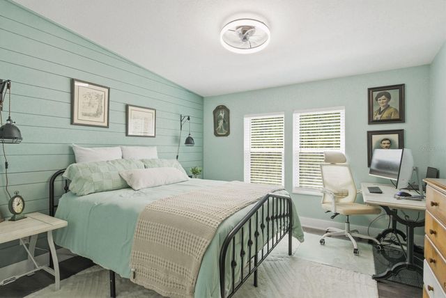 137 LAKE TARPON DRIVE 18, Palm Harbor, FL 34684