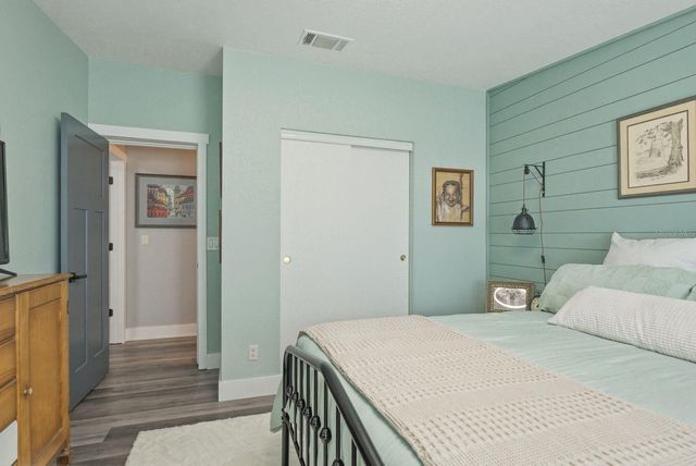 137 LAKE TARPON DRIVE 18, Palm Harbor, FL 34684