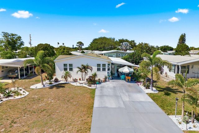 137 LAKE TARPON DRIVE 18, Palm Harbor, FL 34684