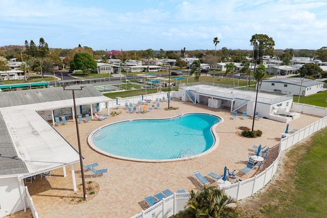 137 LAKE TARPON DRIVE 18, Palm Harbor, FL 34684