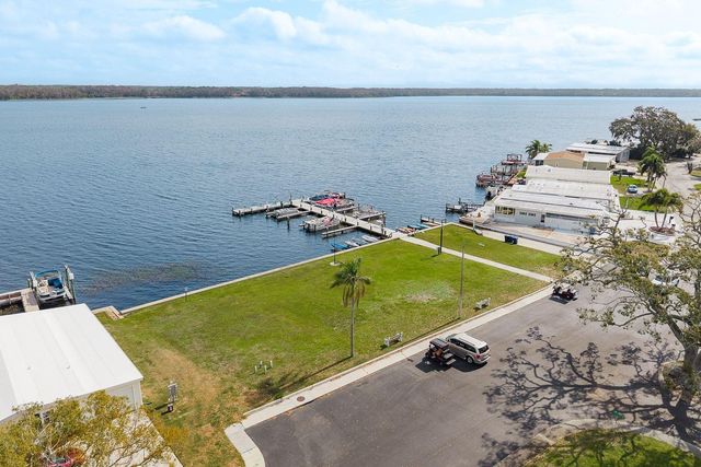 137 LAKE TARPON DRIVE 18, Palm Harbor, FL 34684