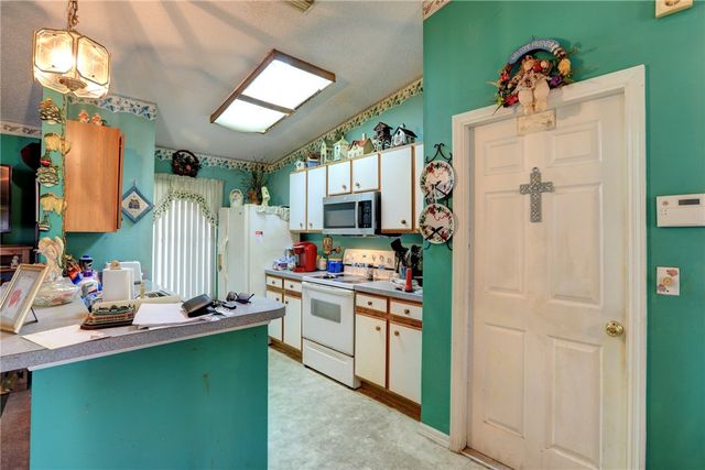 2206 13th Avenue SW, Vero Beach, FL 32962