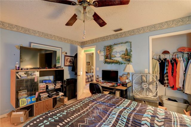 2206 13th Avenue SW, Vero Beach, FL 32962