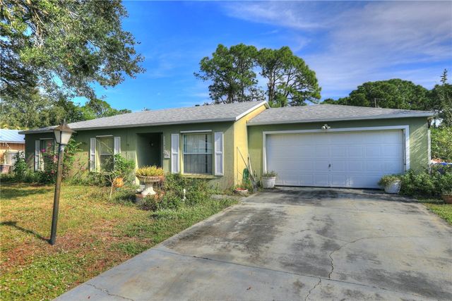 2206 13th Avenue SW, Vero Beach, FL 32962