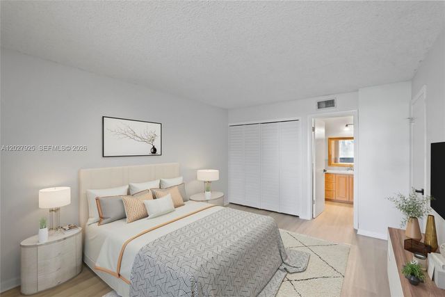 301 Racquet Club Road 103, Weston, FL 33326