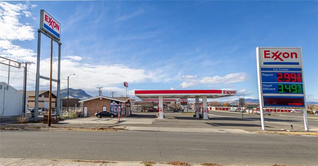 1721 Cedar Street, Helena, MT 59601