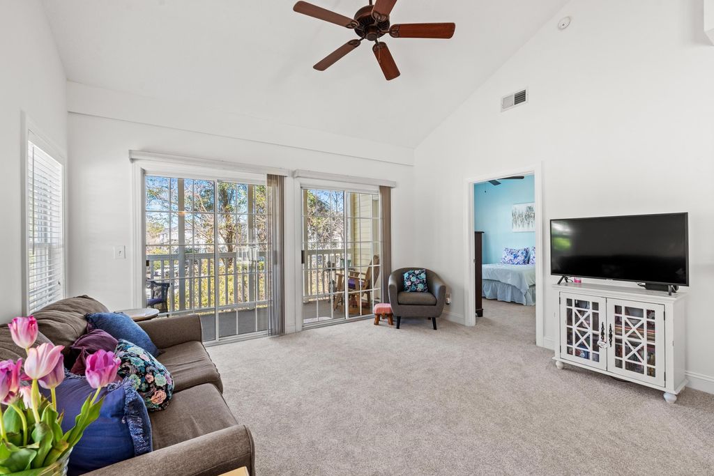 5038 Belleglen Ct Apt 201, Myrtle Beach, SC 29579 — photo 4