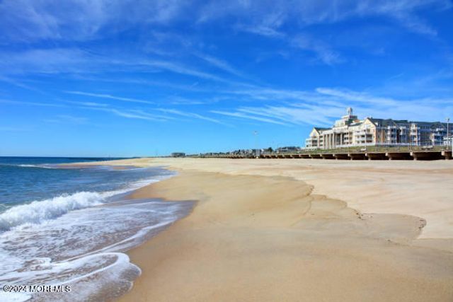 513 Mercer Avenue, Spring Lake, NJ 07762