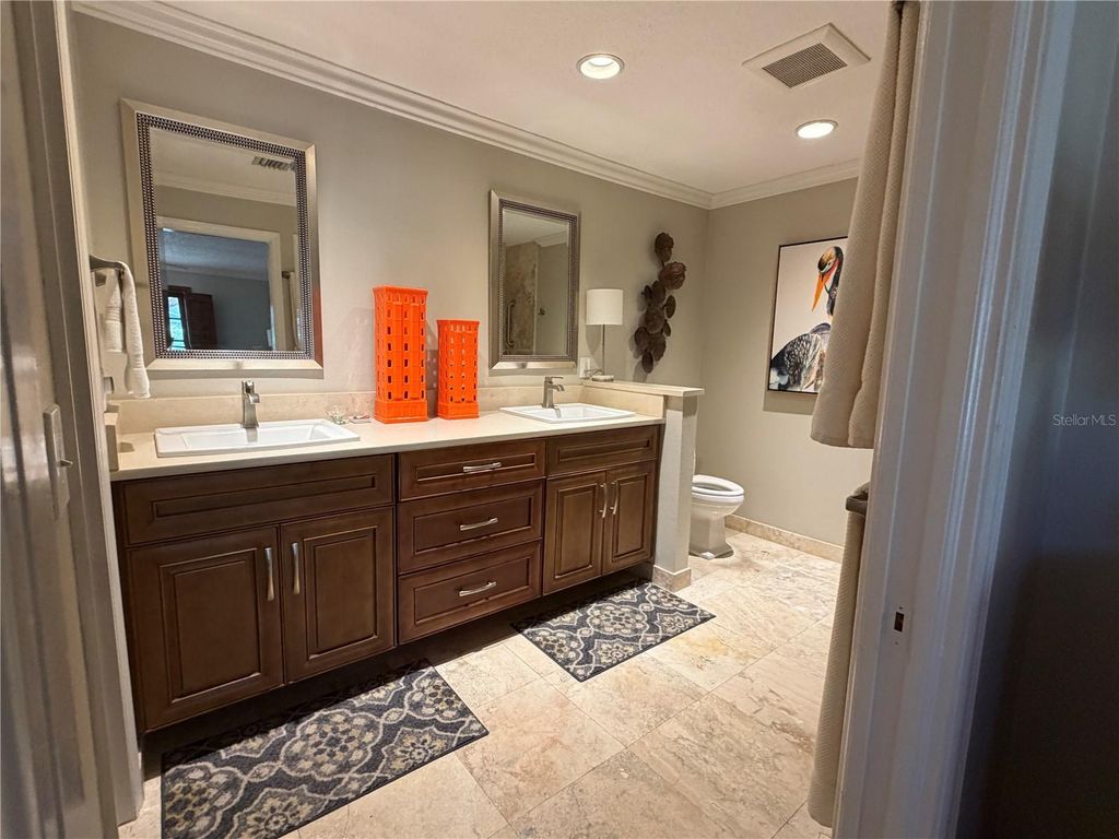 Image 14 of property listing at 1114 WALD ROAD, Orlando, FL 32806
