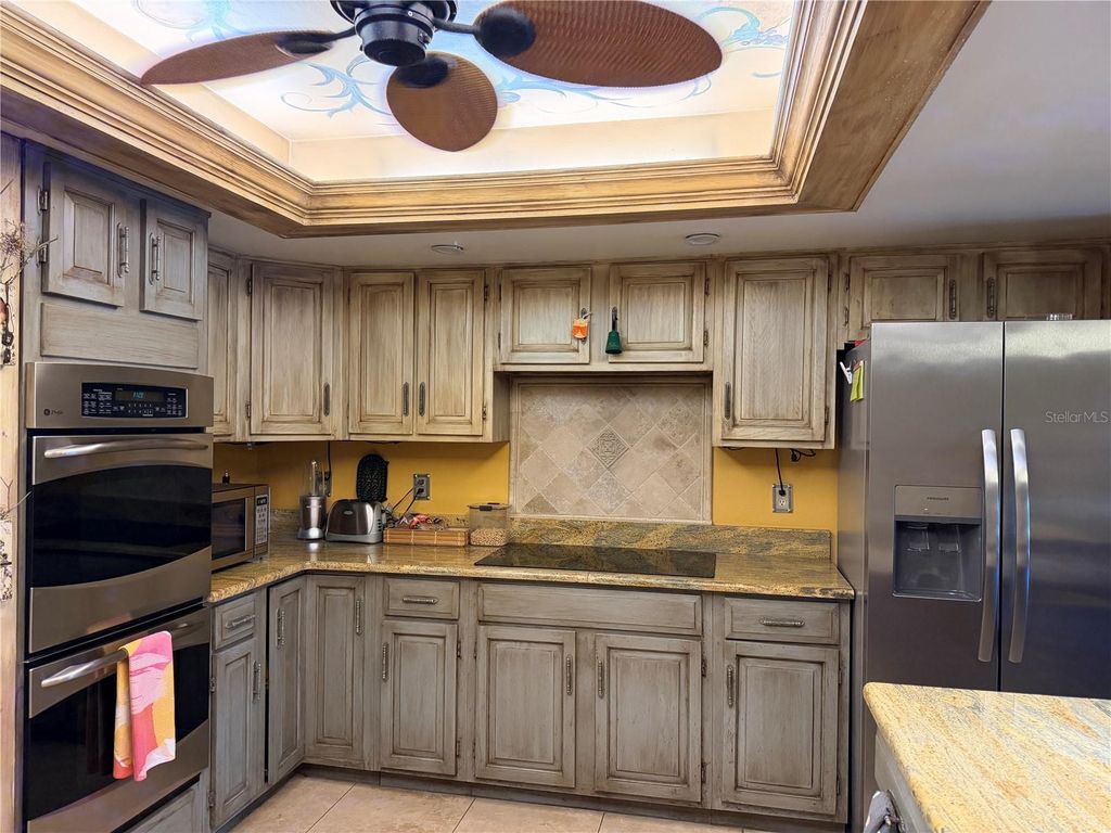 Image 5 of property listing at 1114 WALD ROAD, Orlando, FL 32806