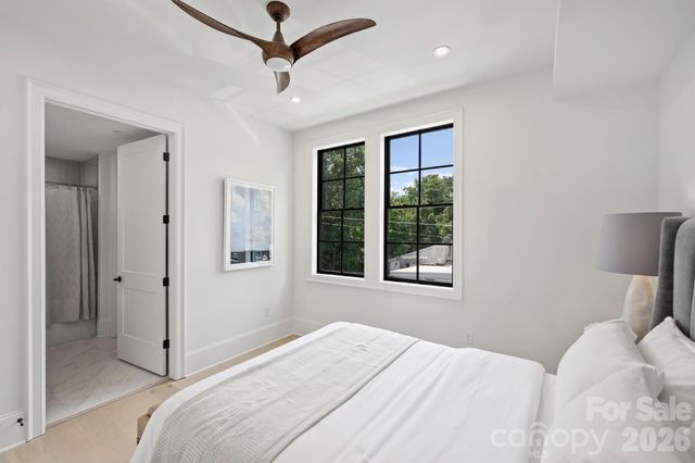 409 Queens Road 204, Charlotte, NC 28207