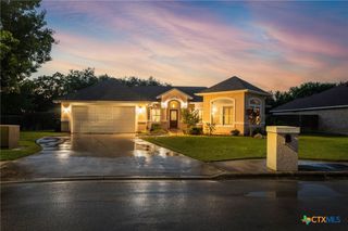 1328 Dime Box Circle, New Braunfels, TX 78130
