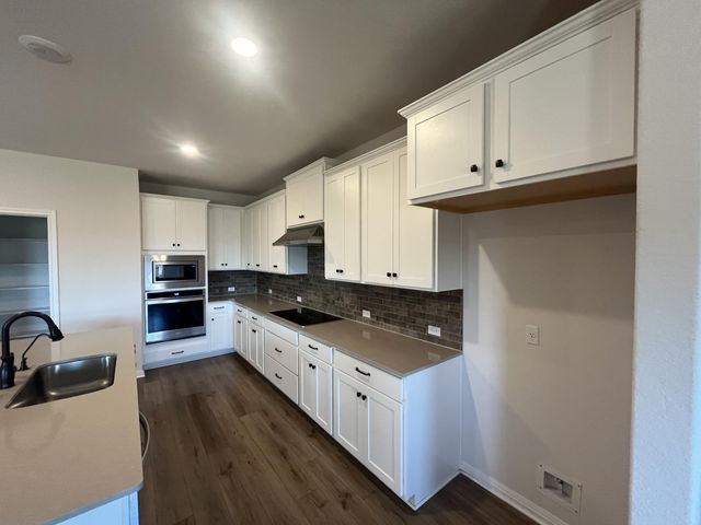 3008 Ottaviano WAY, Hutto, TX 78634