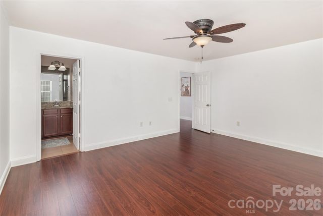 14038 Pinyon Pine Lane, Charlotte, NC 28215