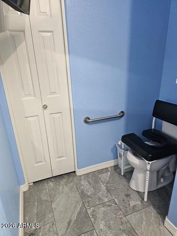 8927 E CARLTON Avenue, Mesa, AZ 85208