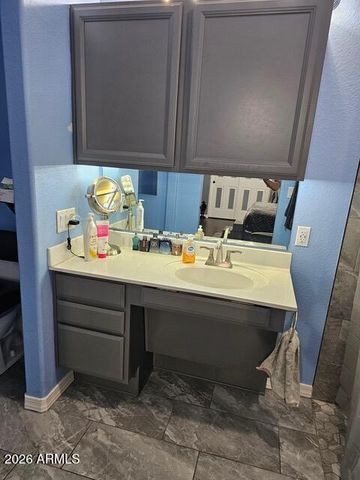 8927 E CARLTON Avenue, Mesa, AZ 85208